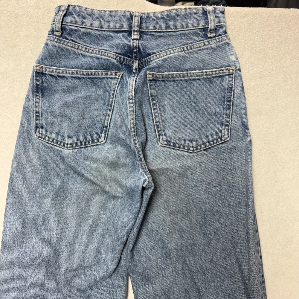 Zara High Waisted Wide Leg Distressed Jeans Light Wash Blue Size 0 24W
